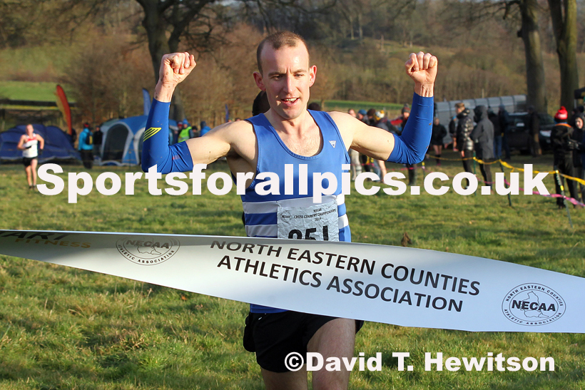 Senior mens cross country, 2019 North Eastern Cross Country Champs., Alnwick, Northumberland.  Photo: David T. Hewitson/Sports for All Pics
